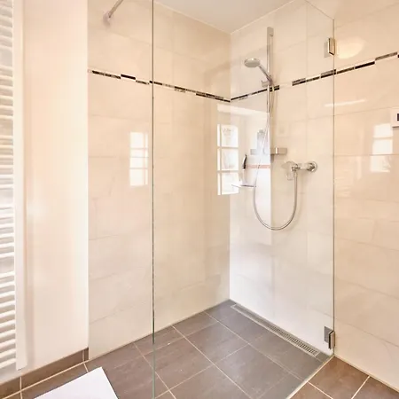 Neu! Historischer Altbau In Ruhiger Lage Apartmán