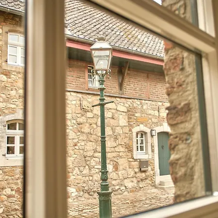 Appartement Neu! Historischer Altbau In Ruhiger Lage