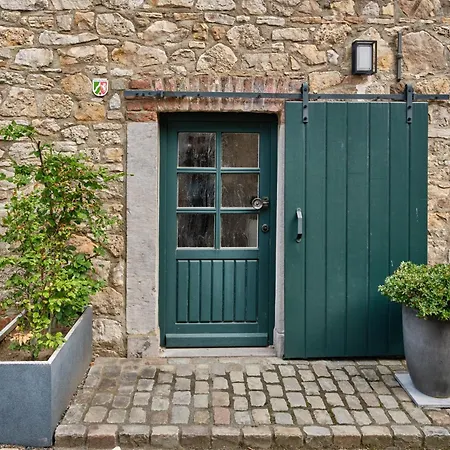 Neu! Historischer Altbau In Ruhiger Lage Apartmán *