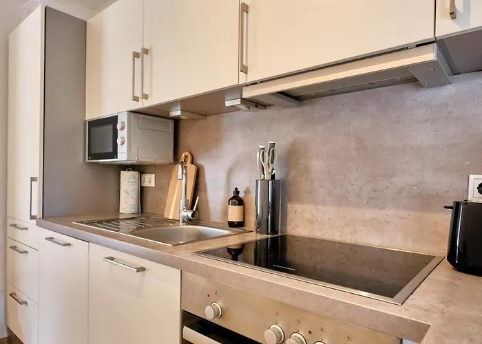 Neu! Historischer Altbau In Ruhiger Lage *