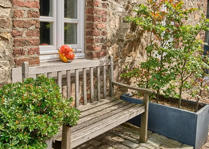 Lejlighed Neu! Historischer Altbau In Ruhiger Lage